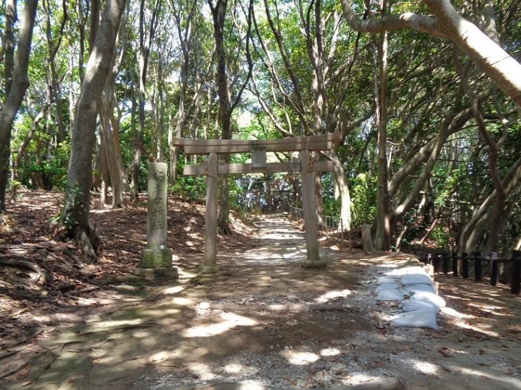 浦賀道と新緑の古刹を訪ねるの画像