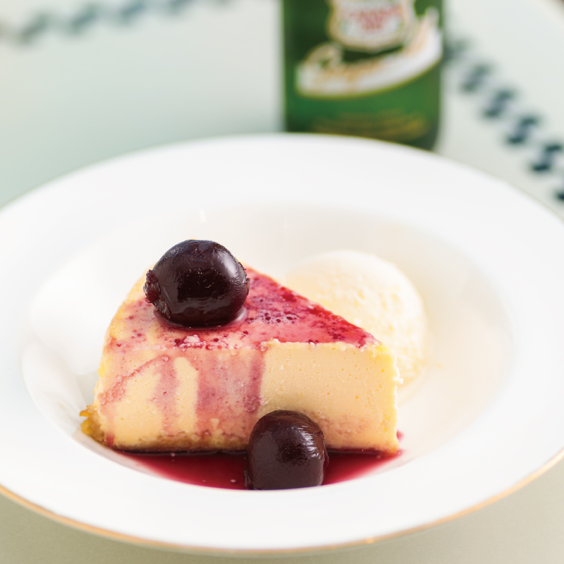 ヨコスカチェリーチーズケーキ ヨコスカグルメ 横須賀市観光情報サイト ここはヨコスカ ヨコスカチェリーチーズケーキ ヨコスカグルメ 横須賀市観光情報サイト ここはヨコスカ