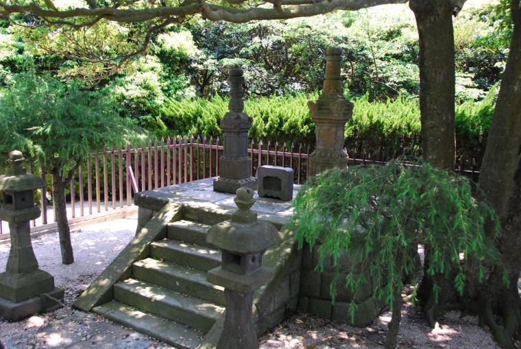 安針塚の画像